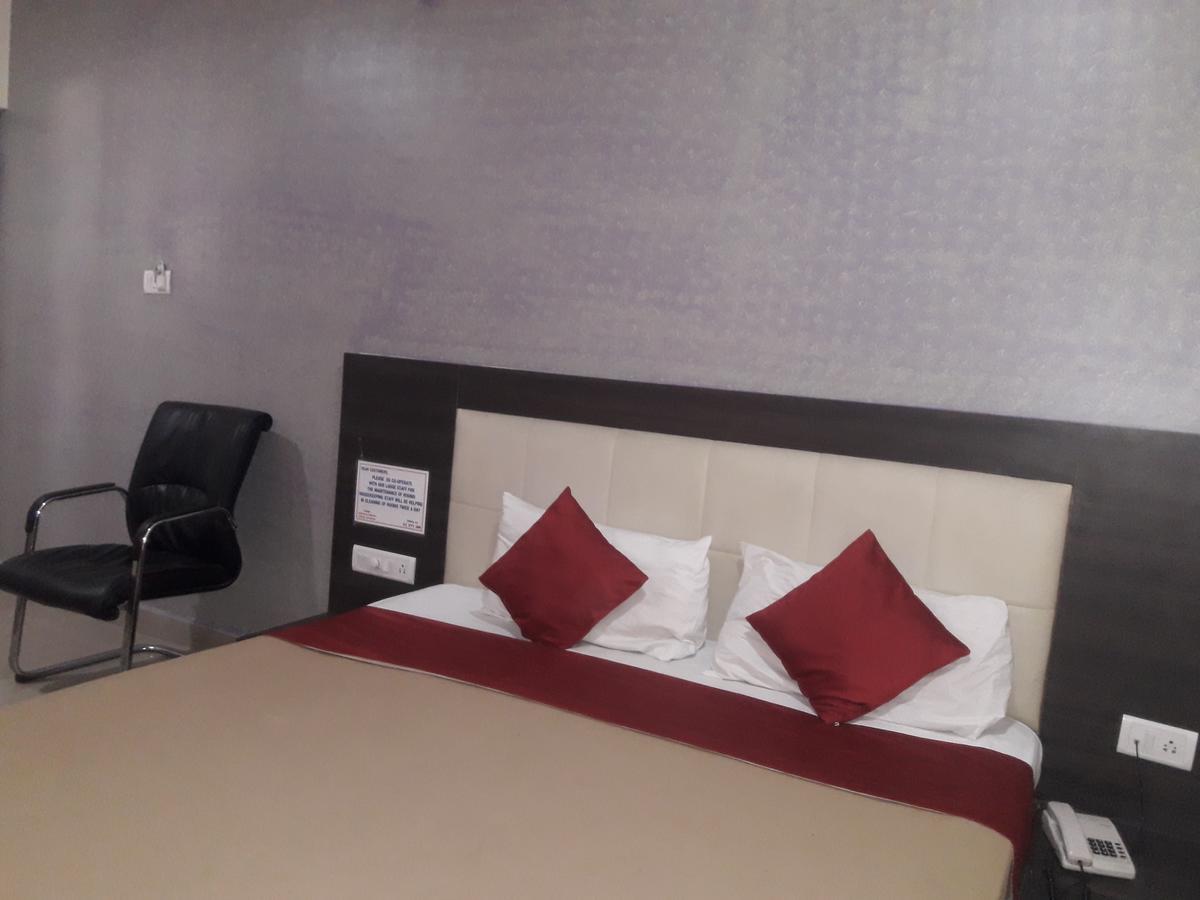 班加罗尔 Vijaya Lakshmi Residency酒店 外观 照片