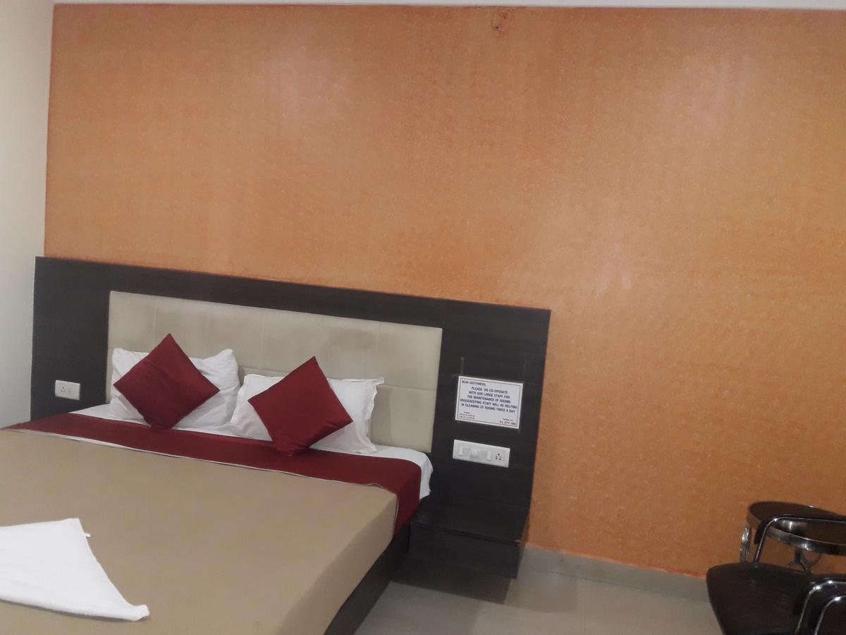 班加罗尔 Vijaya Lakshmi Residency酒店 外观 照片
