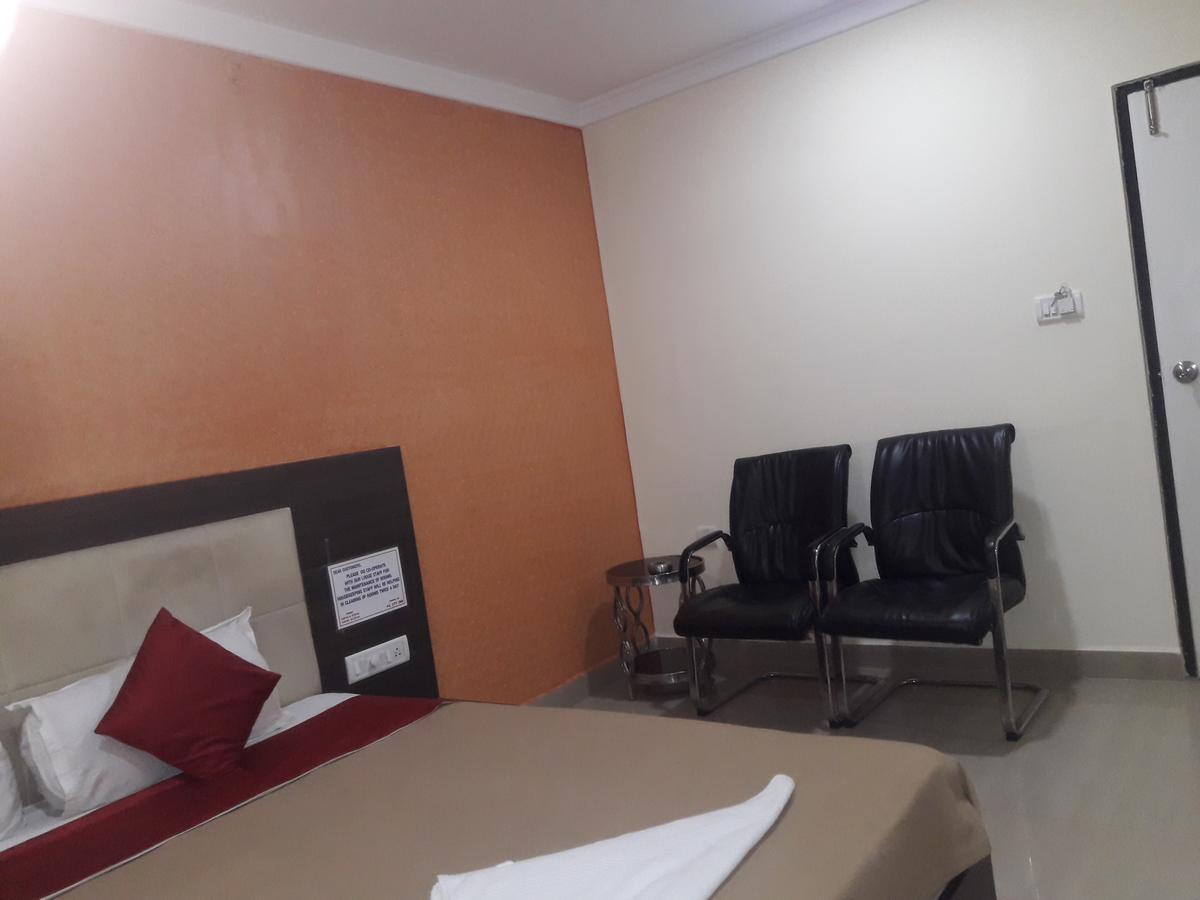 班加罗尔 Vijaya Lakshmi Residency酒店 外观 照片